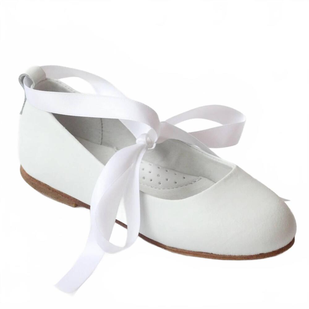 NEW L'AMOUR girls ballet flat shoes in white